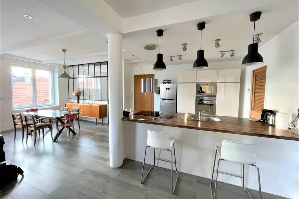 Апартаменты Superbe Loft 100M2 Proche Cathedrale Avec Parking Реймс Экстерьер фото